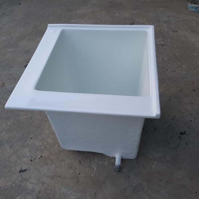 Bak mandi fiber persegi uk. 60x60x60 cm masih ready