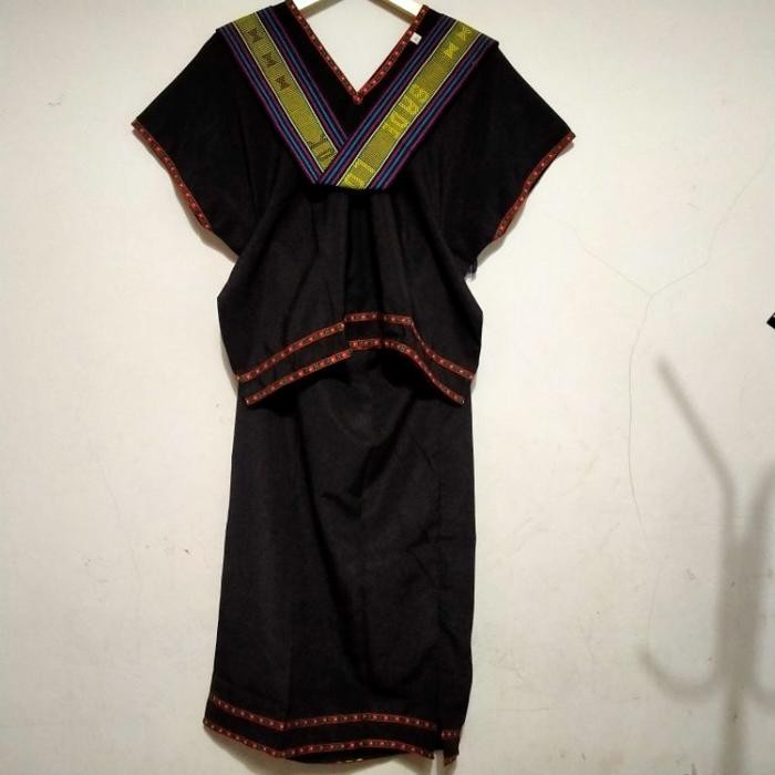 Ready Set Pakaian Tradisional / Baju Adat Wanita Lombok Terlaris