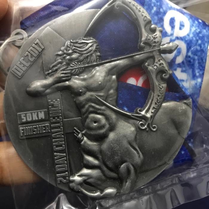 21 day challenge run - Medali finisher