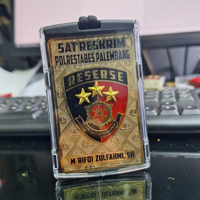 

PENENG LENCANA PENYIDIK RESKRIM