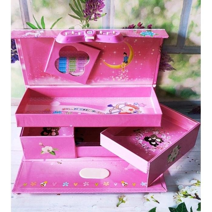 

TEMPAT PENSIL ANAK PEREMPUAN ADA KUNCI TEMPAT PENSIL ANAK PEREMPUAN KODE SUSUN 3 TEMPAT PENSIL ADA