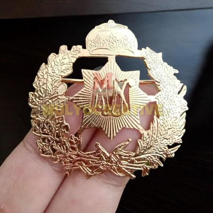 

Bros Pin Mangkunegaran - Pin Aksesoris Mangkunegara Logam Kuningan PREMIUM