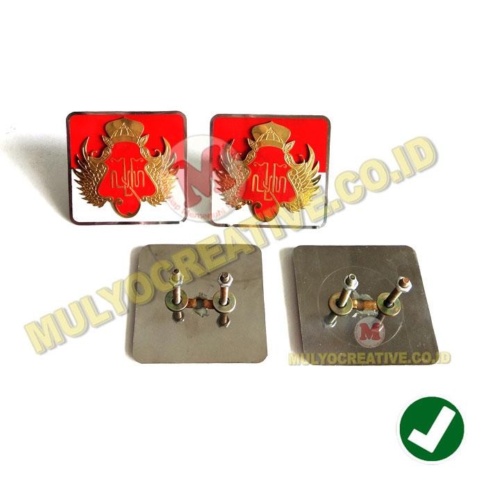 

Emblem Grill Keraton Yogya Merah Putih - Emblem Grill Keraton Murah PREMIUM