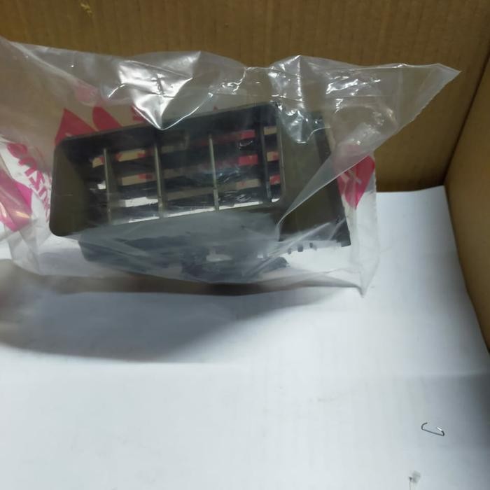 Kisi Kisi Ac Kanan/Kiri Ertiga