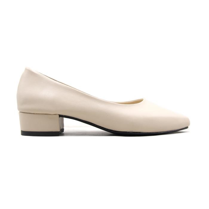 Yongki Komaladi Sepatu Pantofel Wanita Ol-Ysl1110-22 Hitam Heels Shoes