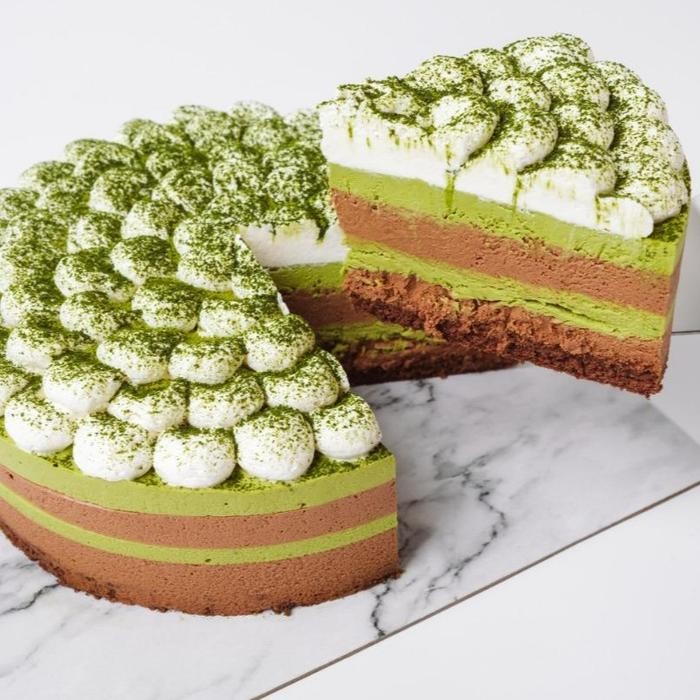 

OR6T Matcha Chocolat Birthday Cake