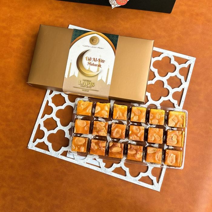 

OR6T Lapis Legit Bites Kenari (18 Bites) - Lapis Legit Mom