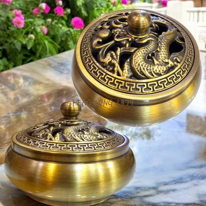 Hiolo Kuningan Dengan Tutup U/ Dupa Kerucut Yuan Bao Kecil