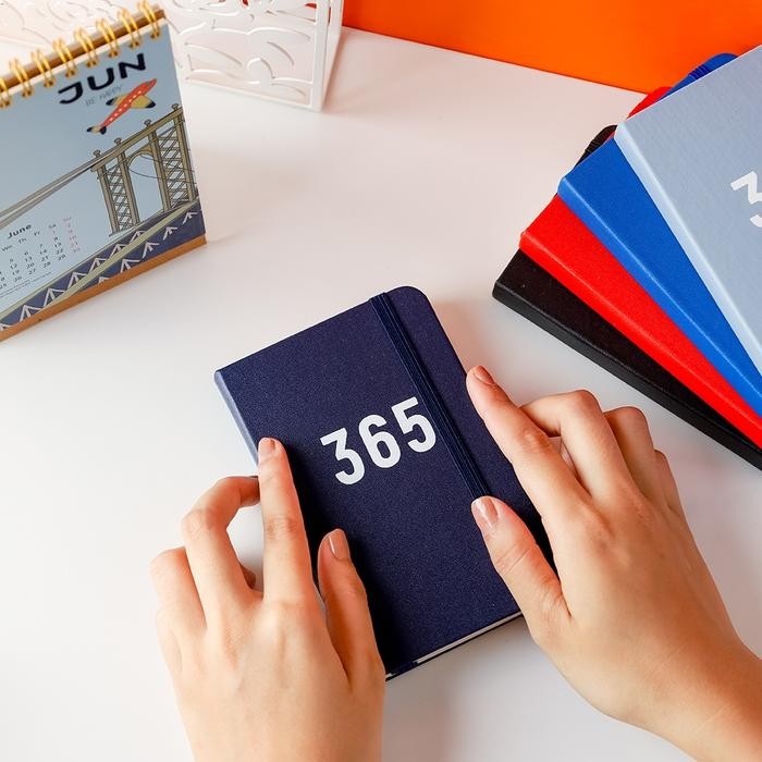 

Bukuqu Notebook 365 Undated Planner A6 - Notebook kulit