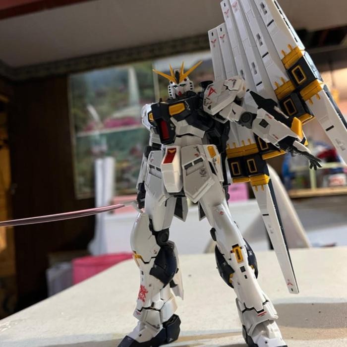 GUNDAM BANDAI RG NU RX 93