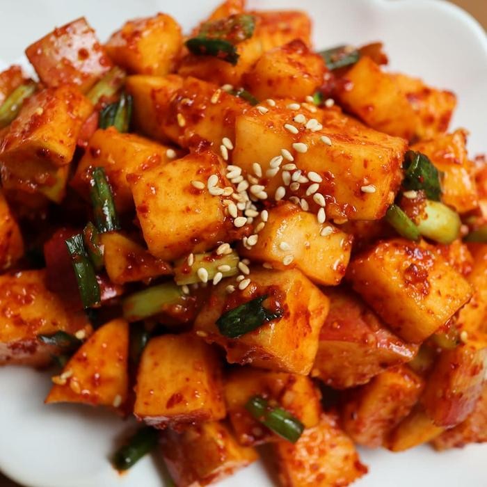 

Kimchi Apel / Sagwa Kkakdugi 500G In Jar