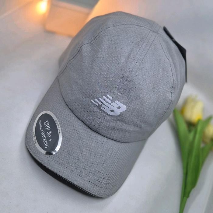 New Balance Topi Performance Cap 6 Panel Unisex untuk Lari Pria Wanita Outdoor Abu-abu *