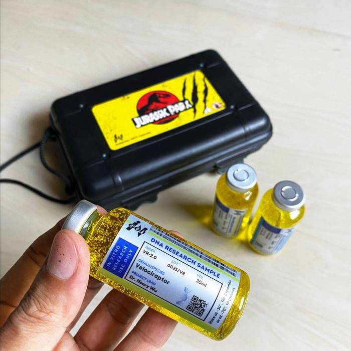 

TERMURAH Jurassic Park Sample Collection Case InGen Cooration READY STOCK