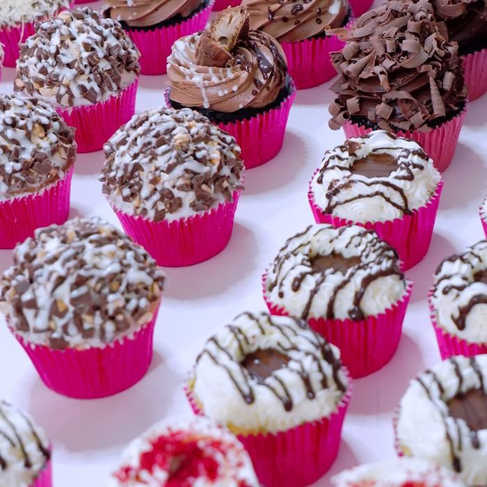 

Signature Shmily cupcakes