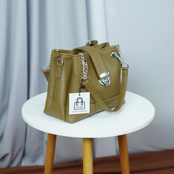 

YQ960 Yura bag tas wanita 3 ruang ptmj kulit selempang TERBARU