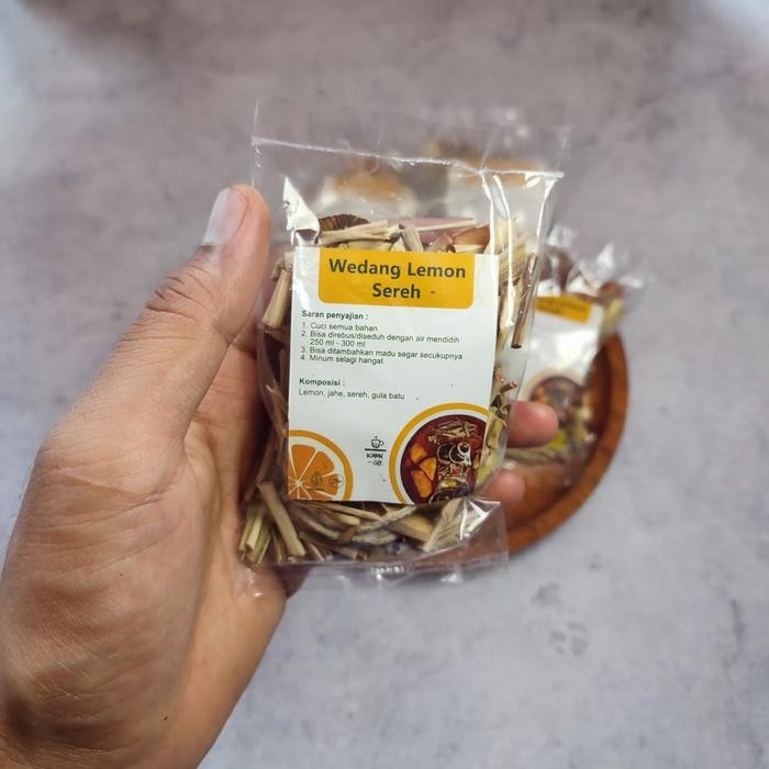 

Lecy.store2 PROMO 10 Pcs Wedang Lemon Sereh Untuk Imun Booster Untuk Daya Tahan Tubuh Herbal Alami