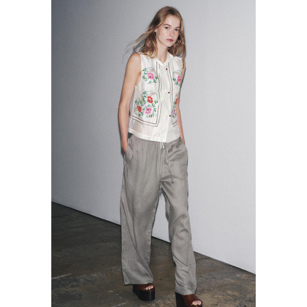 ZARA ATASAN MOTIF BUNGA BORDIRAN