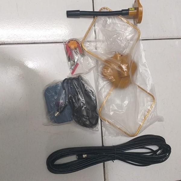 ANTENA TV DIGITAL TOYOSAKI AIO 200