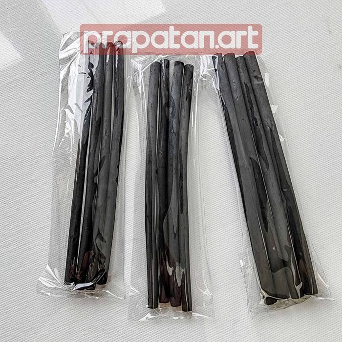 

Mont Marte Willow Charcoal 12pcs MCG0057_V03