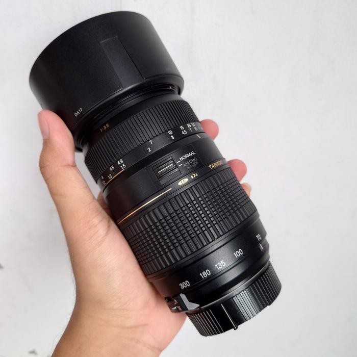 Lensa tele tamron 70-300 for nikon