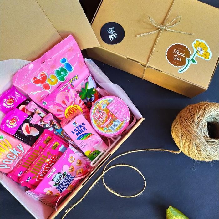

Snack Box Pink Lova - Hammpers Lebaran/Kado Wisuda/Kado Ulang Tahun