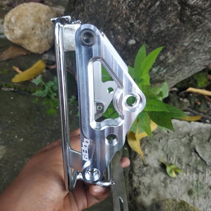 breket lampu tralis set Kupingan cnc asli pnp ninja r/r - tralis+ cnc B