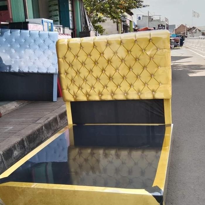 Dipan 160X200 Tempat Tidur Ranjang Andin Kain Legacy
