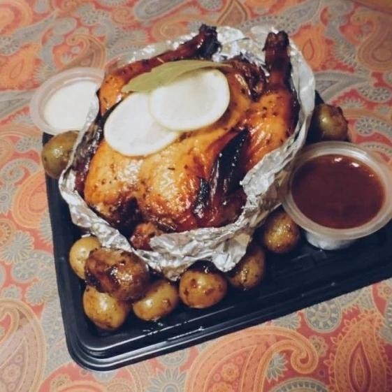 

Hampers Lebaran bingkisan parsel parcel ayam panggang Rosemary