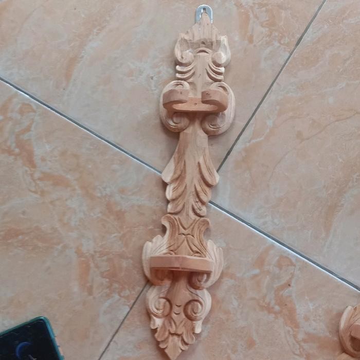 

Blawong isi 1,Blawong minimalis JATI mentahan, tatakan, hiasan dinding, tempat taruh pusaka