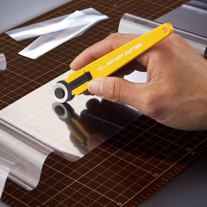 

Olfa Pemotong Pisau Rotary Cutter 18Mm Rty-4 (172B)