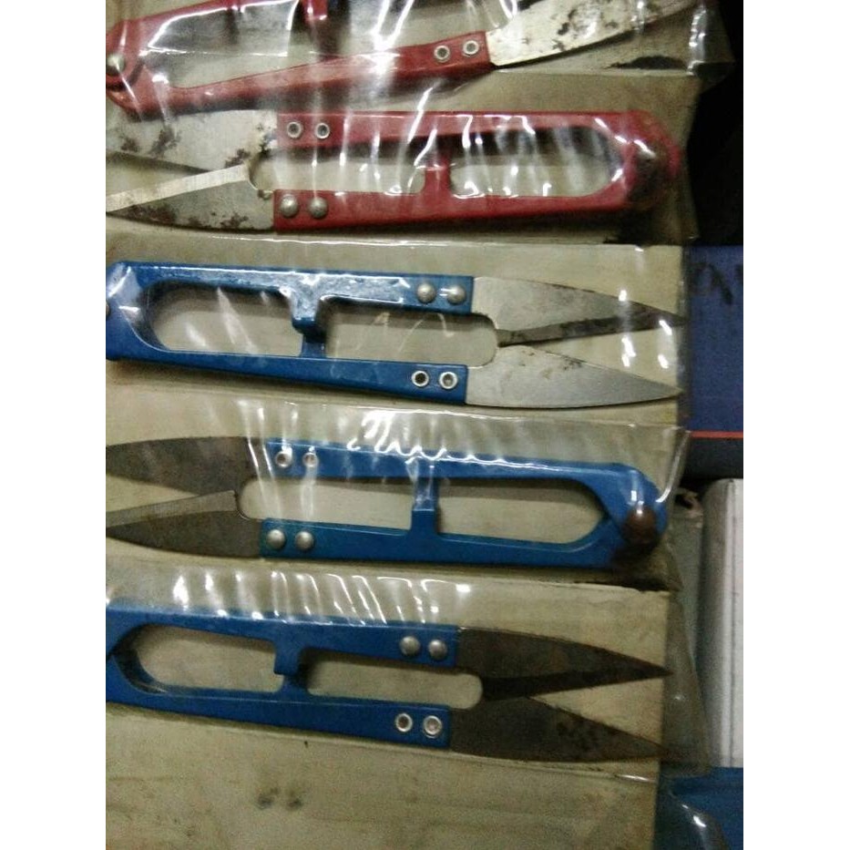 

GUNTING BAHAN /GUNTING