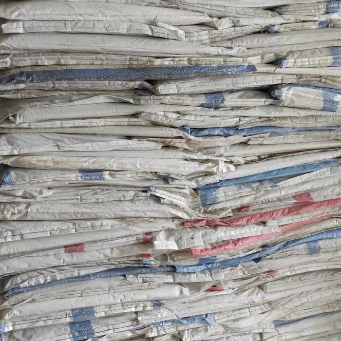 KARUNG PUTIH BEKAS TEPUNG SEKALI PAKAI 50 KG KONDISI 90 %SEPERTI BARU MINIMAL ORDER 5