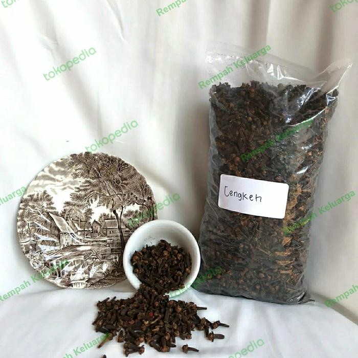 

Cengkeh / Cengkih Premium 1000 gram Clove whole kering utuh 1000 Gram