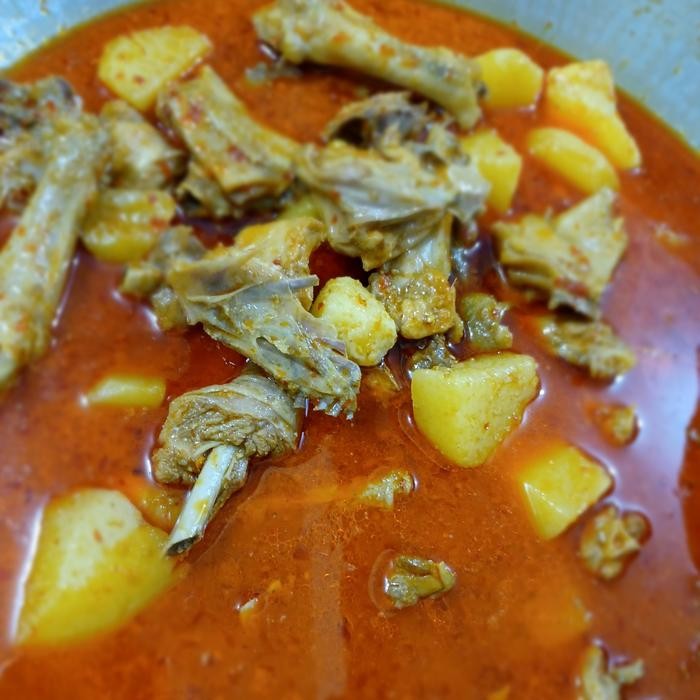 

Baru Kari / Gulai Ayam Kampung & Broiler + Kentang + Telur
