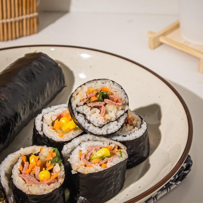 

Baru Sushi Roll Variasi Kimbap Aneka Rasa Enak Segar