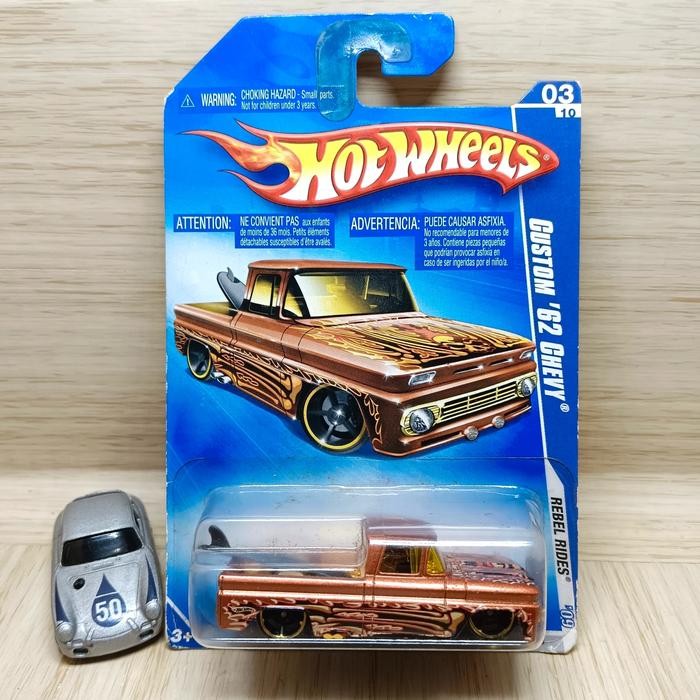 Hot Wheels Custom 62 Chevy Pickup Coklat
