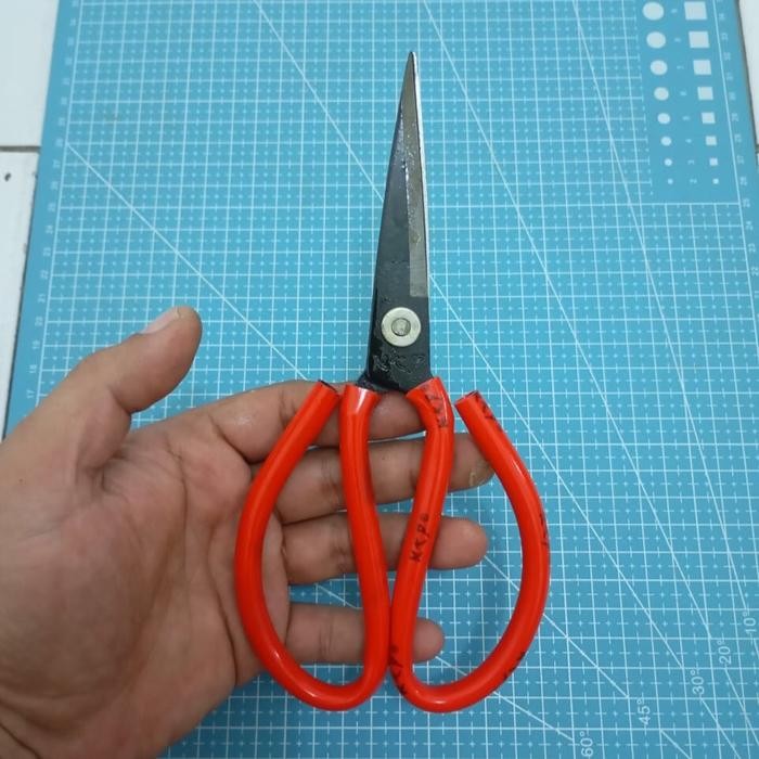 

ID GUNTING KODOK SERBAGUNA SUPER TAJAM BISA GUNTING SENG,KAWAT,KARDUS,KAIN DLL