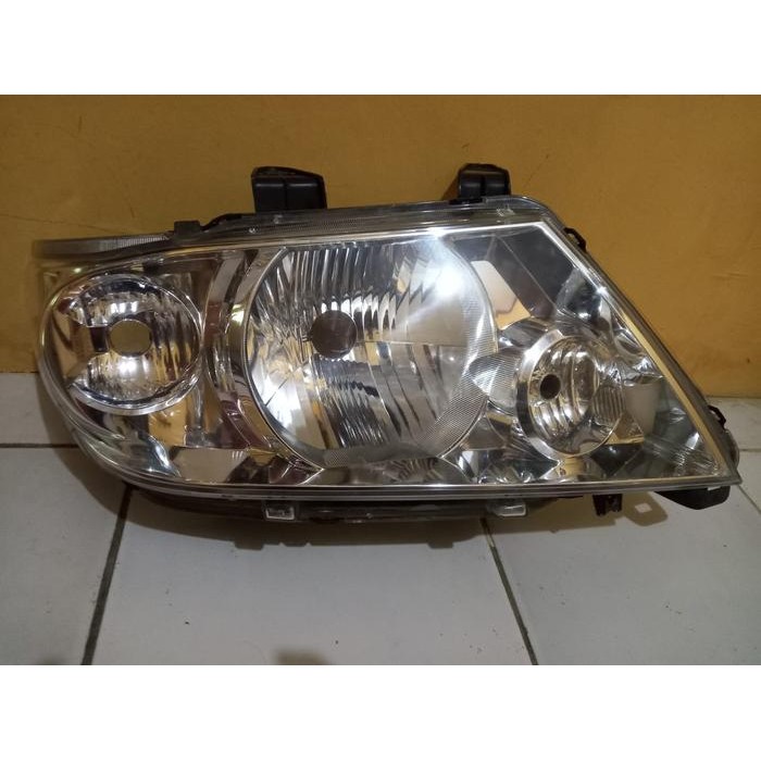 Head Lamp Izuzu Panther Touring 2000 - 2008 Second