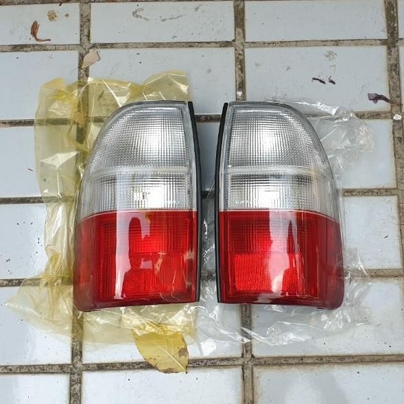 Lampu Belakang Stop Lamp Mitsubishi Strada L200