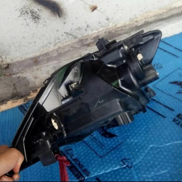 Headlamp Lampu Depan Mobil Honda City 2006-2008 Original Kanan Bekas