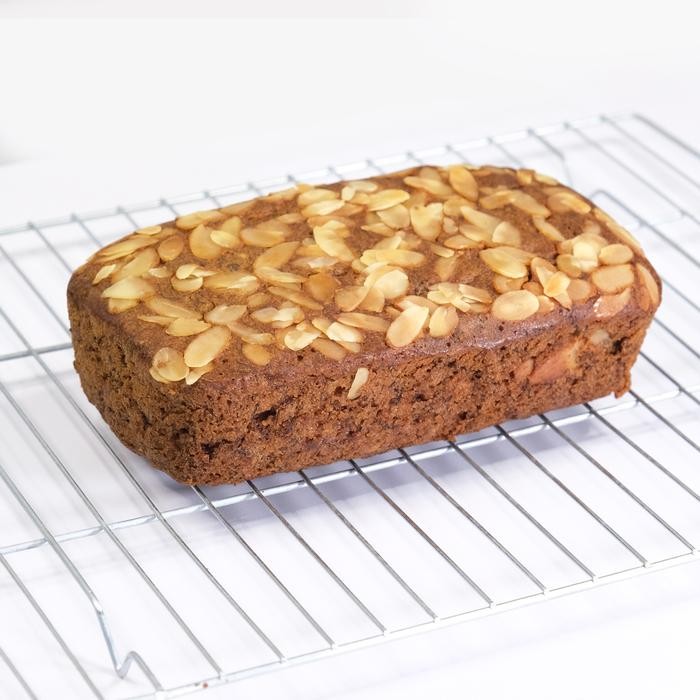 

LEZAT- Greg'S Banana Cake Almond