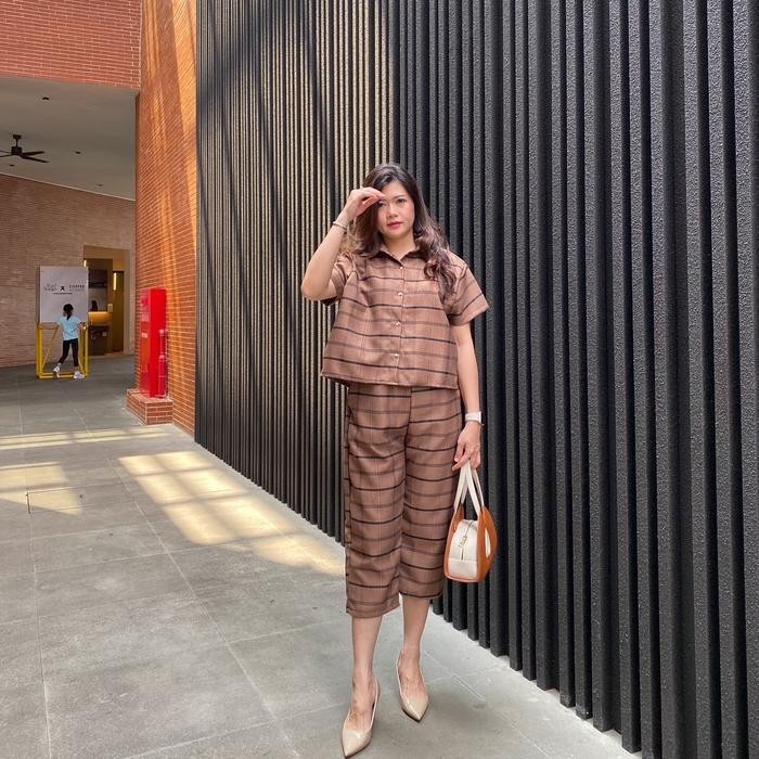Paula Set One Set Setelan Wanita Woman'S Set Baju Celana Kotak-Kotak