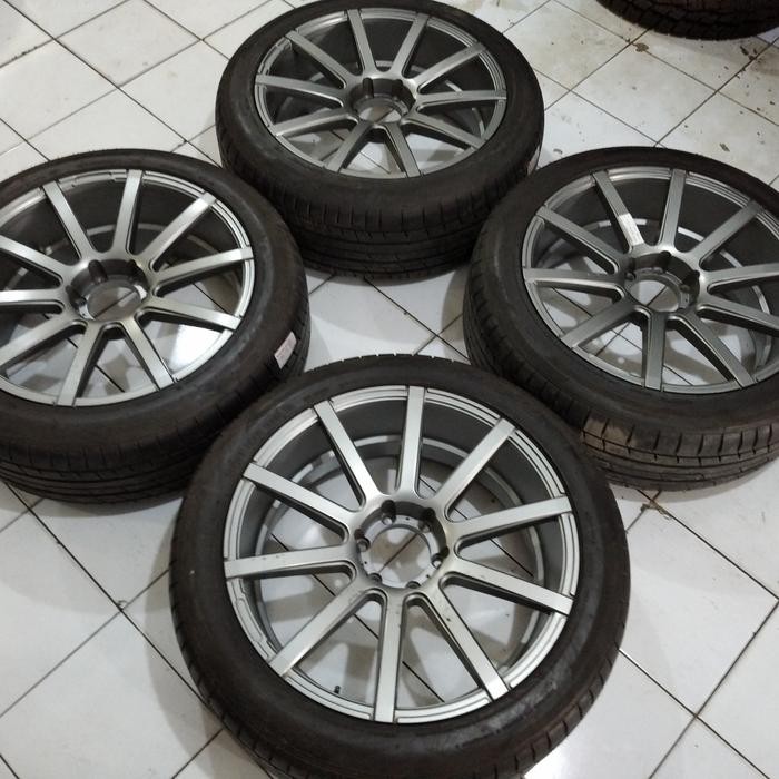Velg Mobil Pajero/Fortuner Ring 22+Ban 275 45 R22 Thn 2019