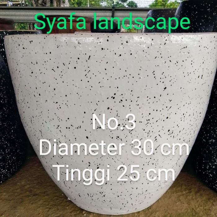 pot gerabah putih no.3 Diameter 30