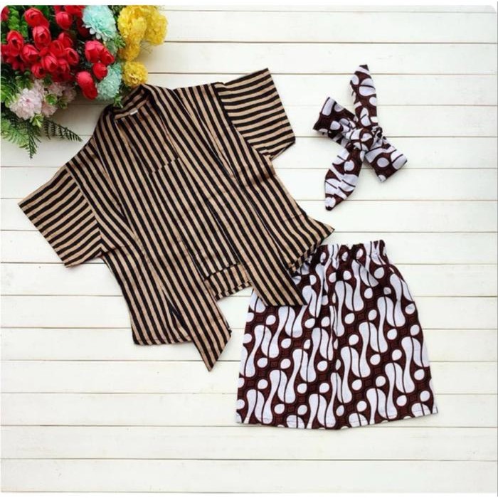 Kebaya Lurik Anak KEBAYA LURIK PENDEK