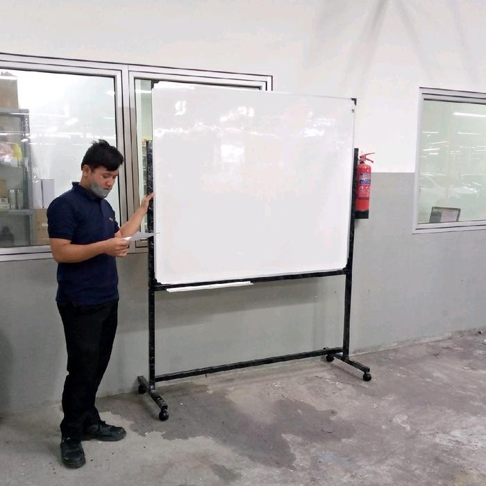 

Whiteboard/Papan Tulis Stand 60X90Cm