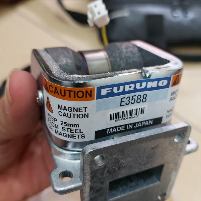 Magnetron E3588 for Radar Furuno 1715 / 1623