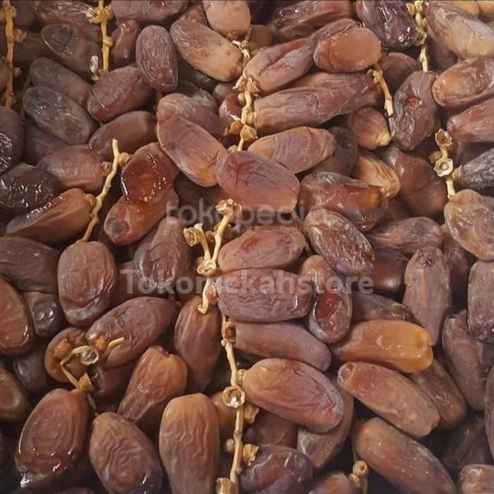 

New kurma tunisia tangkai 1kg hot