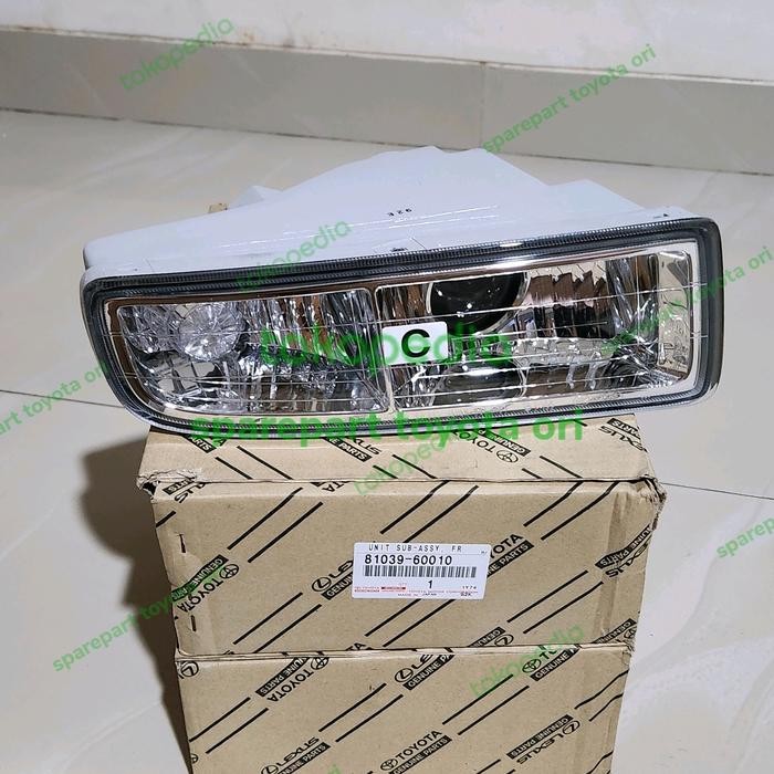 Fog Lamp Kanan Land Cruiser Cygnus Lexus Lx470 81039-60010