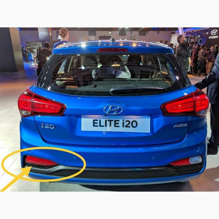 Lampu Reflektor Bemper Belakang Hyundai I20 Facelift